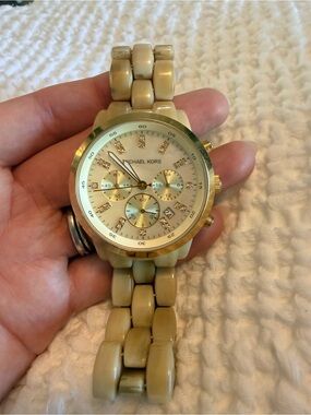 Michael Kors Cream and Gold Chronograph Resin Bracelet Watch